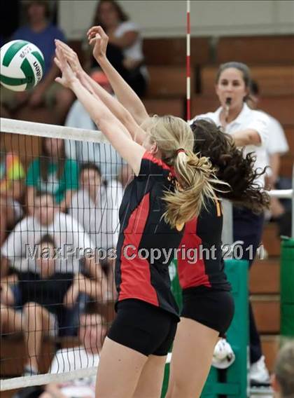 Thumbnail 3 in St. Francis @ El Camino photogallery.