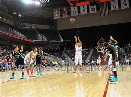 Thumbnail 1 in Canyon Springs vs. Mater Dei (CIF SoCal D1 Regional Final) photogallery.