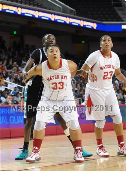 Thumbnail 1 in Canyon Springs vs. Mater Dei (CIF SoCal D1 Regional Final) photogallery.