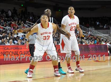 Thumbnail 3 in Canyon Springs vs. Mater Dei (CIF SoCal D1 Regional Final) photogallery.