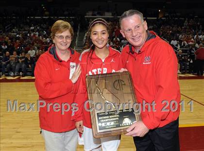 Thumbnail 2 in Canyon Springs vs. Mater Dei (CIF SoCal D1 Regional Final) photogallery.