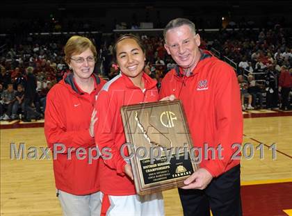 Thumbnail 2 in Canyon Springs vs. Mater Dei (CIF SoCal D1 Regional Final) photogallery.