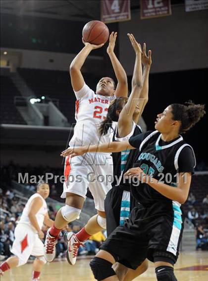 Thumbnail 1 in Canyon Springs vs. Mater Dei (CIF SoCal D1 Regional Final) photogallery.