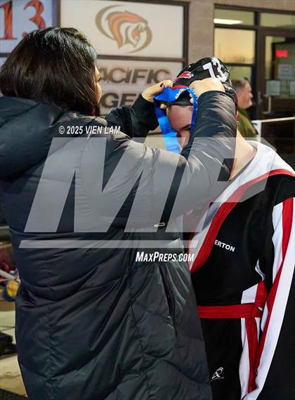 Thumbnail 2 in Sacred Heart Prep @ Carondelet (CIF NorCal Division 1 Regional Final) photogallery.