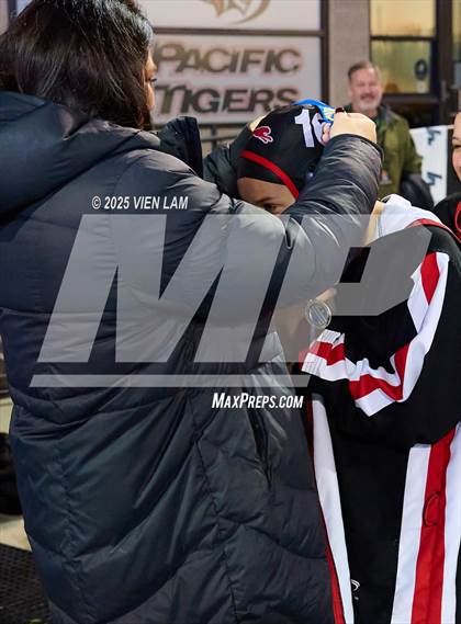 Thumbnail 3 in Sacred Heart Prep @ Carondelet (CIF NorCal Division 1 Regional Final) photogallery.