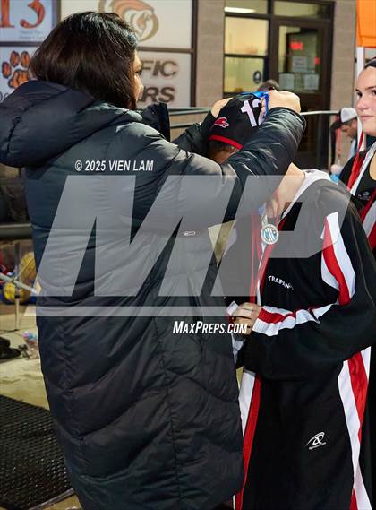 Thumbnail 2 in Sacred Heart Prep @ Carondelet (CIF NorCal Division 1 Regional Final) photogallery.