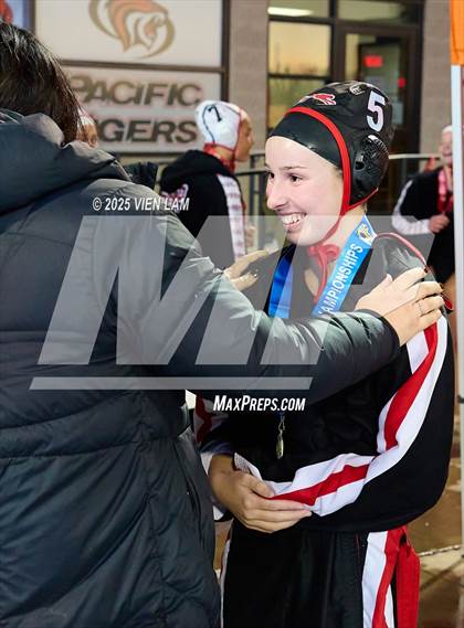 Thumbnail 3 in Sacred Heart Prep @ Carondelet (CIF NorCal Division 1 Regional Final) photogallery.