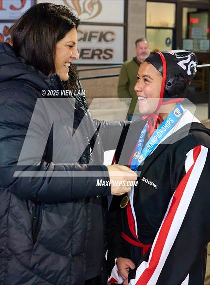 Thumbnail 2 in Sacred Heart Prep @ Carondelet (CIF NorCal Division 1 Regional Final) photogallery.