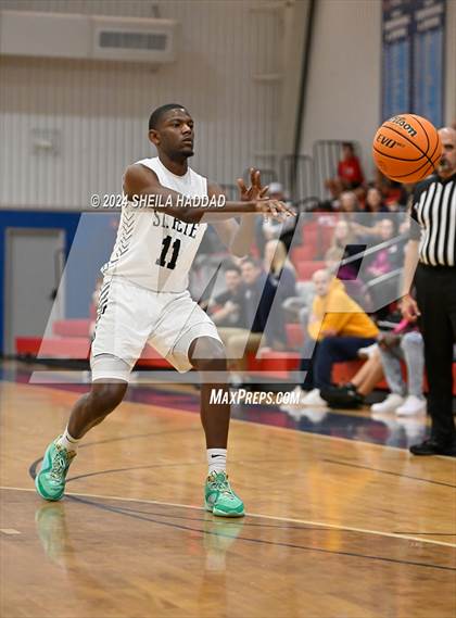 Thumbnail 3 in Calvary Christian vs St Peterburg (Sun Bash Tampa) photogallery.
