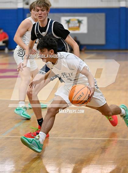 Thumbnail 2 in Calvary Christian vs St Peterburg (Sun Bash Tampa) photogallery.