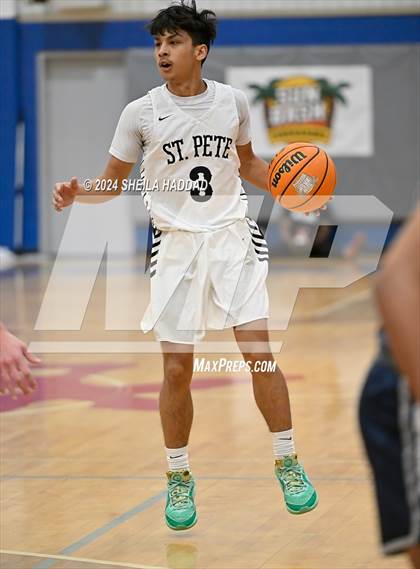 Thumbnail 3 in Calvary Christian vs St Peterburg (Sun Bash Tampa) photogallery.