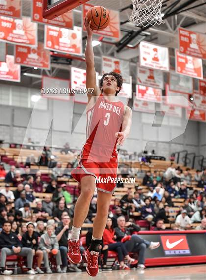 Thumbnail 2 in St. Mary's @ Mater Dei (Nike Extravaganza) photogallery.