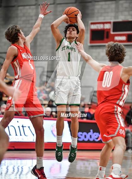 Thumbnail 2 in St. Mary's @ Mater Dei (Nike Extravaganza) photogallery.