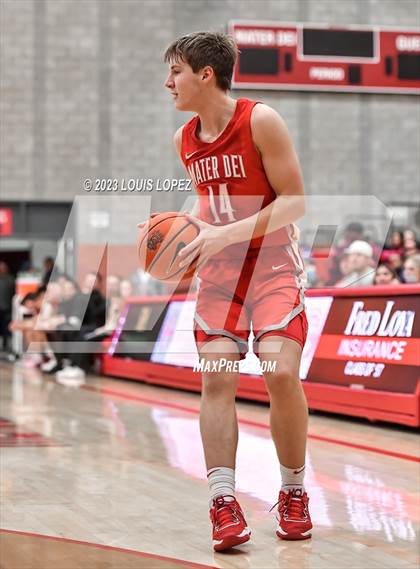 Thumbnail 2 in St. Mary's @ Mater Dei (Nike Extravaganza) photogallery.