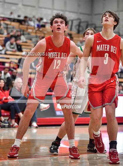 Thumbnail 1 in St. Mary's @ Mater Dei (Nike Extravaganza) photogallery.
