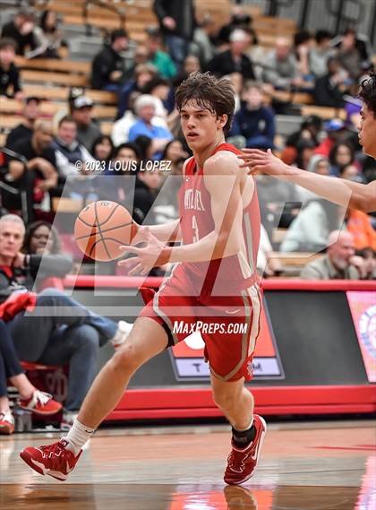 Thumbnail 1 in St. Mary's @ Mater Dei (Nike Extravaganza) photogallery.