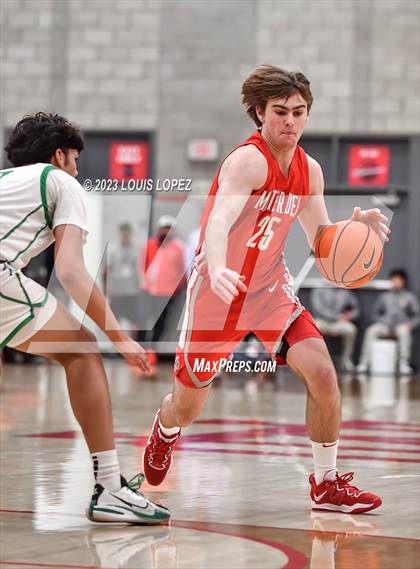 Thumbnail 1 in St. Mary's @ Mater Dei (Nike Extravaganza) photogallery.