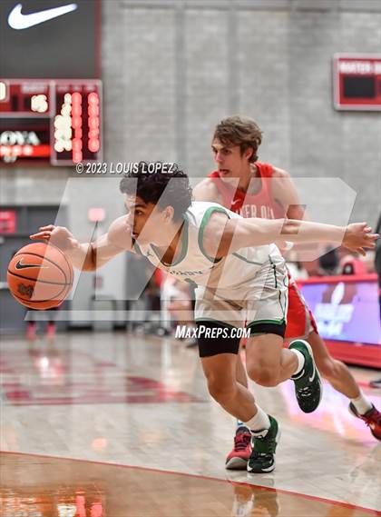 Thumbnail 3 in St. Mary's @ Mater Dei (Nike Extravaganza) photogallery.