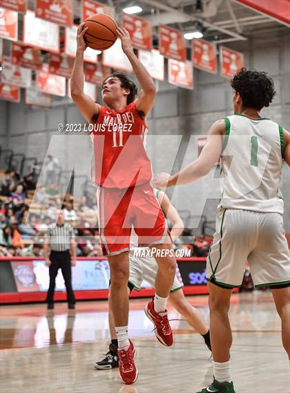 Thumbnail 1 in St. Mary's @ Mater Dei (Nike Extravaganza) photogallery.