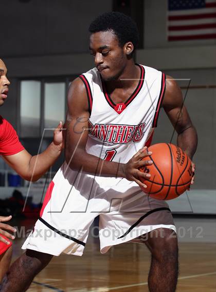 Thumbnail 2 in Judson vs. Hillcrest (McDonald's Texas Invitational) photogallery.