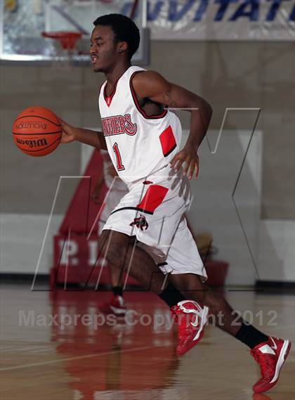 Thumbnail 1 in Judson vs. Hillcrest (McDonald's Texas Invitational) photogallery.