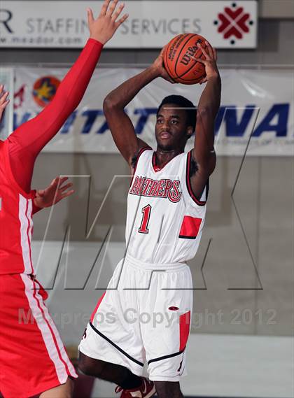 Thumbnail 2 in Judson vs. Hillcrest (McDonald's Texas Invitational) photogallery.