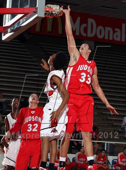 Thumbnail 1 in Judson vs. Hillcrest (McDonald's Texas Invitational) photogallery.
