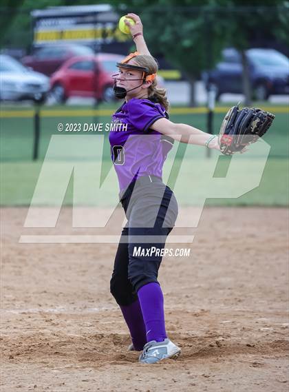 Thumbnail 3 in Muscatine vs West Liberty (Rick Doran Classic) photogallery.
