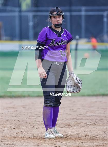 Thumbnail 3 in Muscatine vs West Liberty (Rick Doran Classic) photogallery.