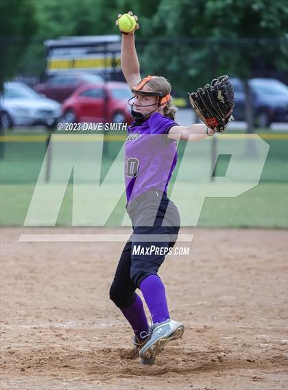 Thumbnail 2 in Muscatine vs West Liberty (Rick Doran Classic) photogallery.