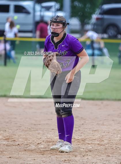 Thumbnail 3 in Muscatine vs West Liberty (Rick Doran Classic) photogallery.