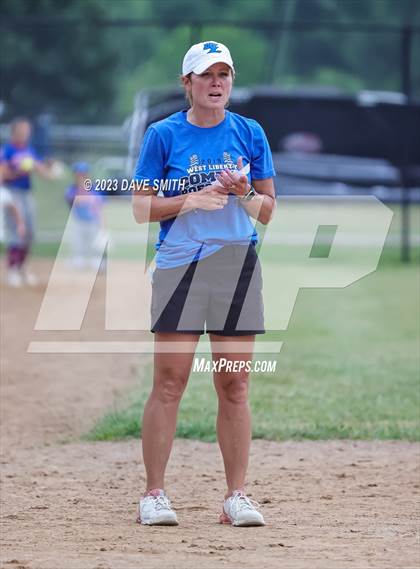 Thumbnail 1 in Muscatine vs West Liberty (Rick Doran Classic) photogallery.