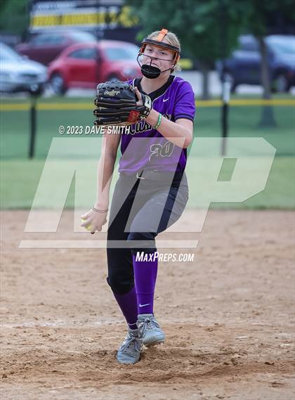 Thumbnail 1 in Muscatine vs West Liberty (Rick Doran Classic) photogallery.