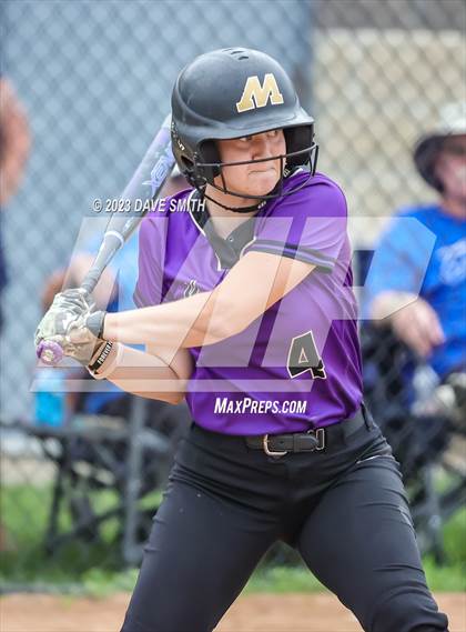 Thumbnail 2 in Muscatine vs West Liberty (Rick Doran Classic) photogallery.