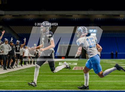 Thumbnail 2 in Steele vs Harlan (UIL 6A D2 reginal playoff) photogallery.