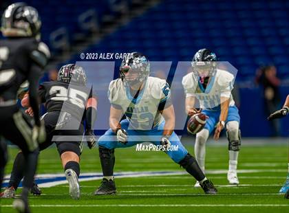 Thumbnail 3 in Steele vs Harlan (UIL 6A D2 reginal playoff) photogallery.