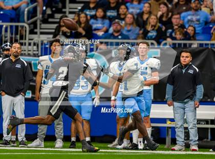 Thumbnail 2 in Steele vs Harlan (UIL 6A D2 reginal playoff) photogallery.