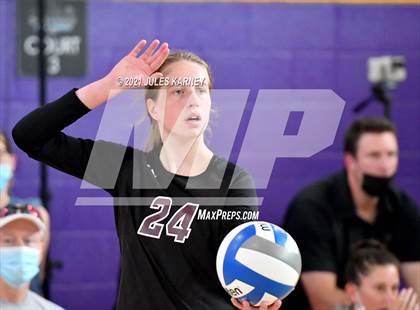 Thumbnail 3 in Sierra Canyon vs. Assmutition (Durango Fall Classic) photogallery.