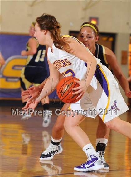 Thumbnail 2 in Penn Manor @ Lancaster Catholic photogallery.