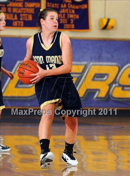 Thumbnail 2 in Penn Manor @ Lancaster Catholic photogallery.