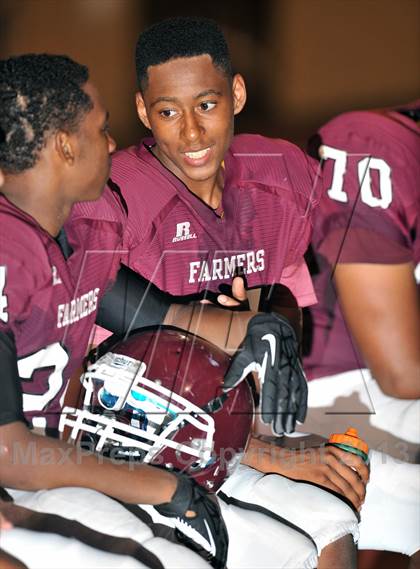 Thumbnail 2 in Irving Black @ Lewisville Maroon photogallery.
