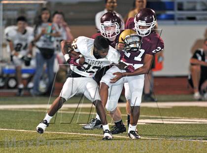 Thumbnail 3 in Irving Black @ Lewisville Maroon photogallery.