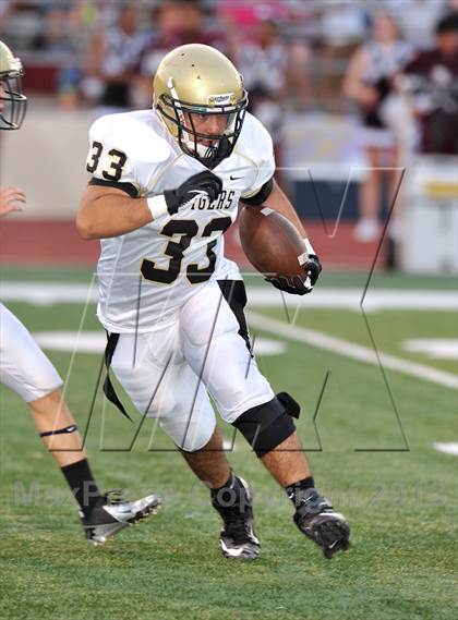 Thumbnail 3 in Irving Black @ Lewisville Maroon photogallery.