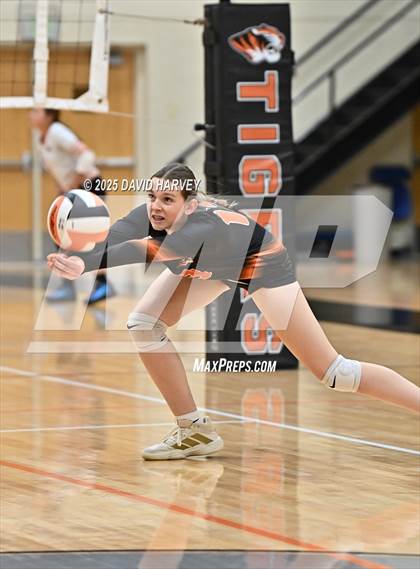 Thumbnail 2 in FR: Valor Christian @ Lakewood photogallery.