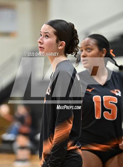 Thumbnail 1 in FR: Valor Christian @ Lakewood photogallery.