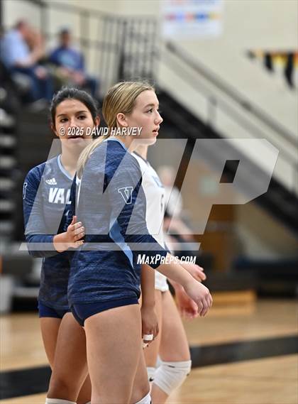 Thumbnail 1 in FR: Valor Christian @ Lakewood photogallery.