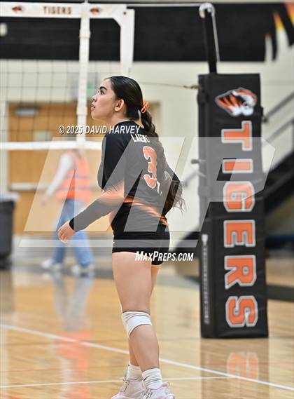 Thumbnail 2 in FR: Valor Christian @ Lakewood photogallery.