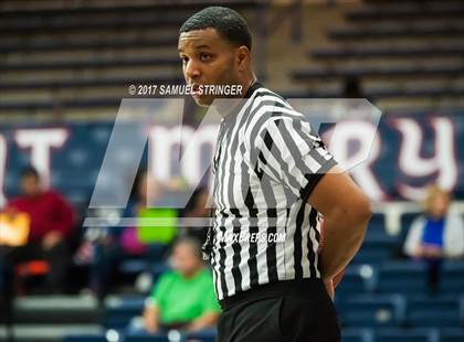 Thumbnail 3 in Rancho Mirage vs. Manteca (MaxPreps MLK Classic) photogallery.