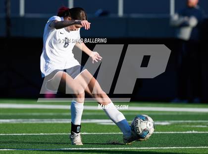 Thumbnail 2 in Keller vs. Bell (UIL 5A Region 2 Bi-District Playoff) photogallery.