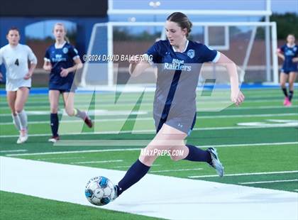 Thumbnail 3 in Keller vs. Bell (UIL 5A Region 2 Bi-District Playoff) photogallery.